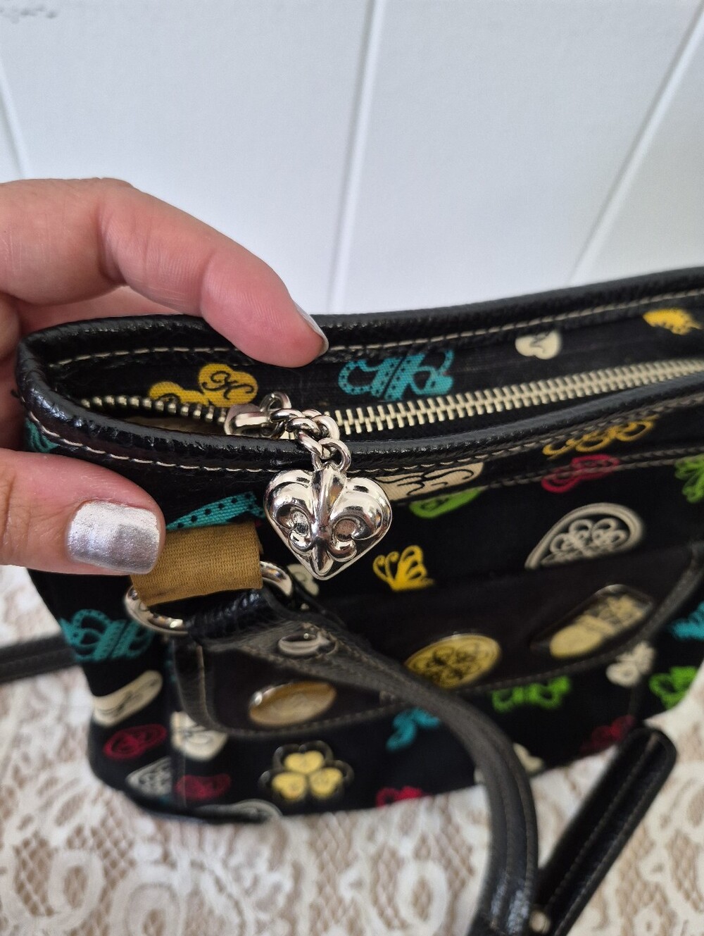 Kathy Von Zeeland Purse - Picture 16 of 16